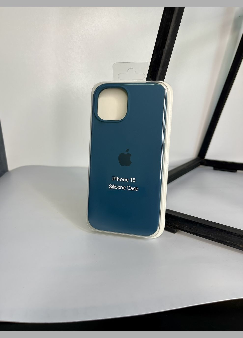 Чохол на iPhone 15 відкрита камера, закритий низ silicone case на apple айфон Brand iphone15 (294092137)