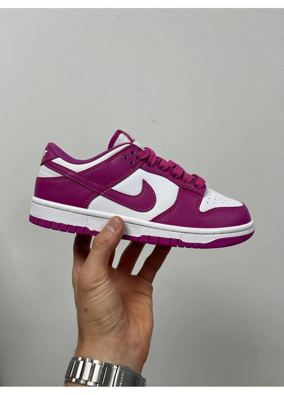 Белые демисезонные кроссовки мужские nike sb dunk low active fuchsia найк сб данк No Brand