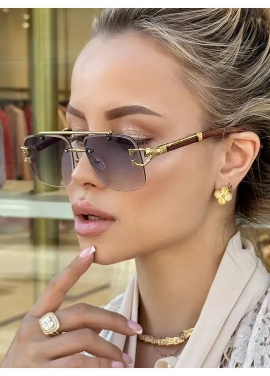 Очки солнцезащитные унисекс квадратные Jaguar безободковые градиент черные No Brand (362135828)