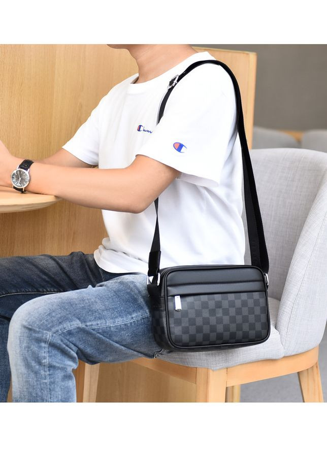 Мужская сумка через плечо горизонтальная в шотландскую клеточку Kangaroo (293944988)