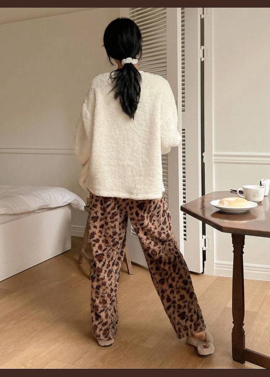 Молочна жіноча піжама з махри колір молочний р.42/46 449018 New Trend