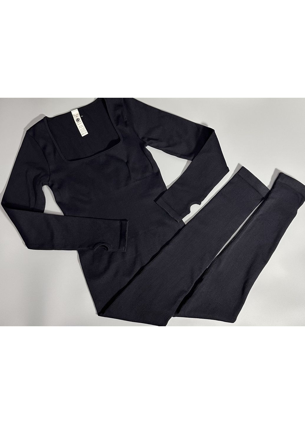 Женский спортивный комбинезон с длинным рукавом. No Brand чёрный