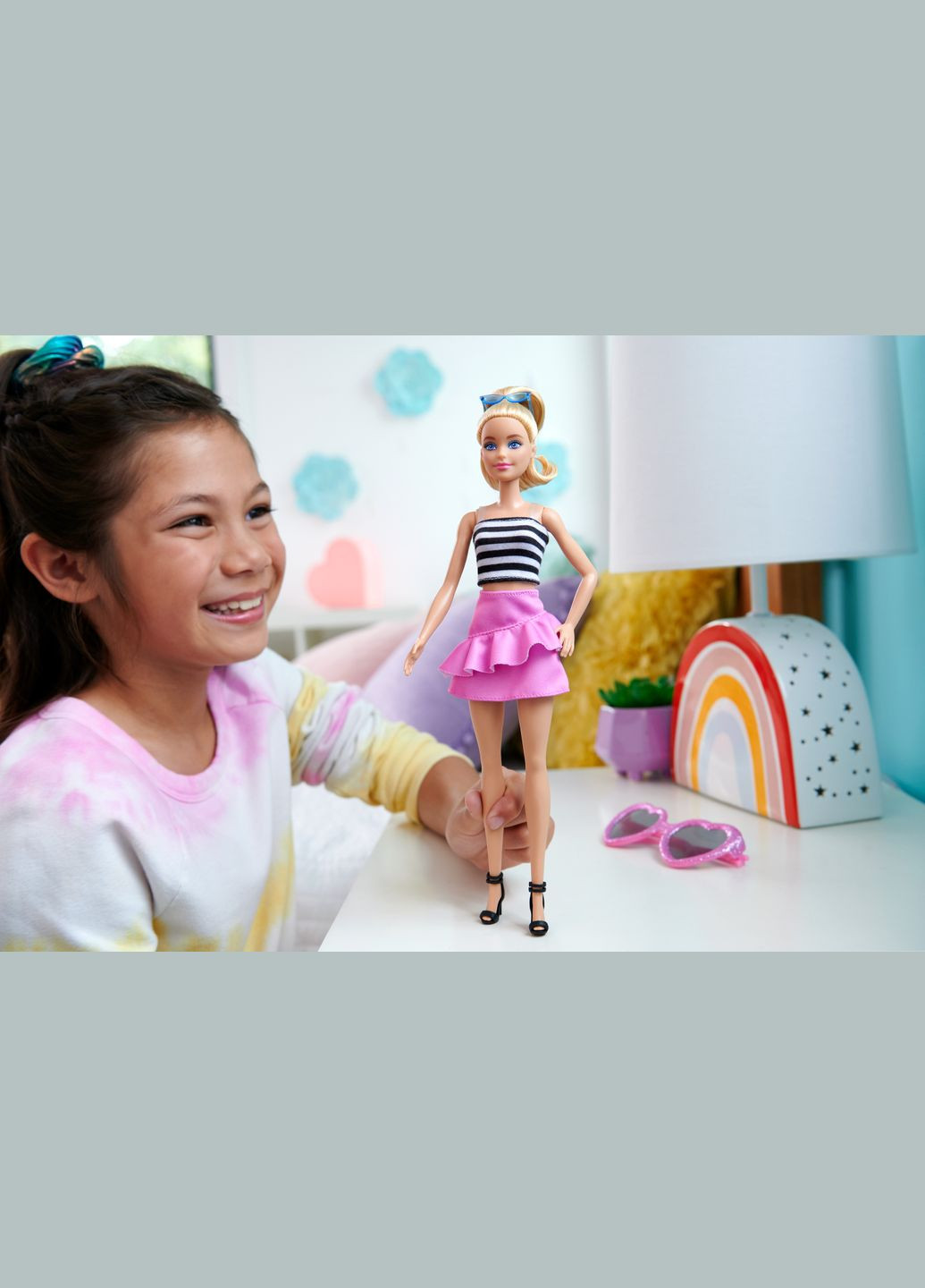 Кукла "Модница" в розовой юбке с рюшами (HRH11) Barbie (291838219)