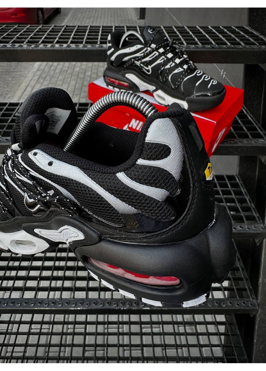 Черные демисезонные мужские кроссовки No Brand