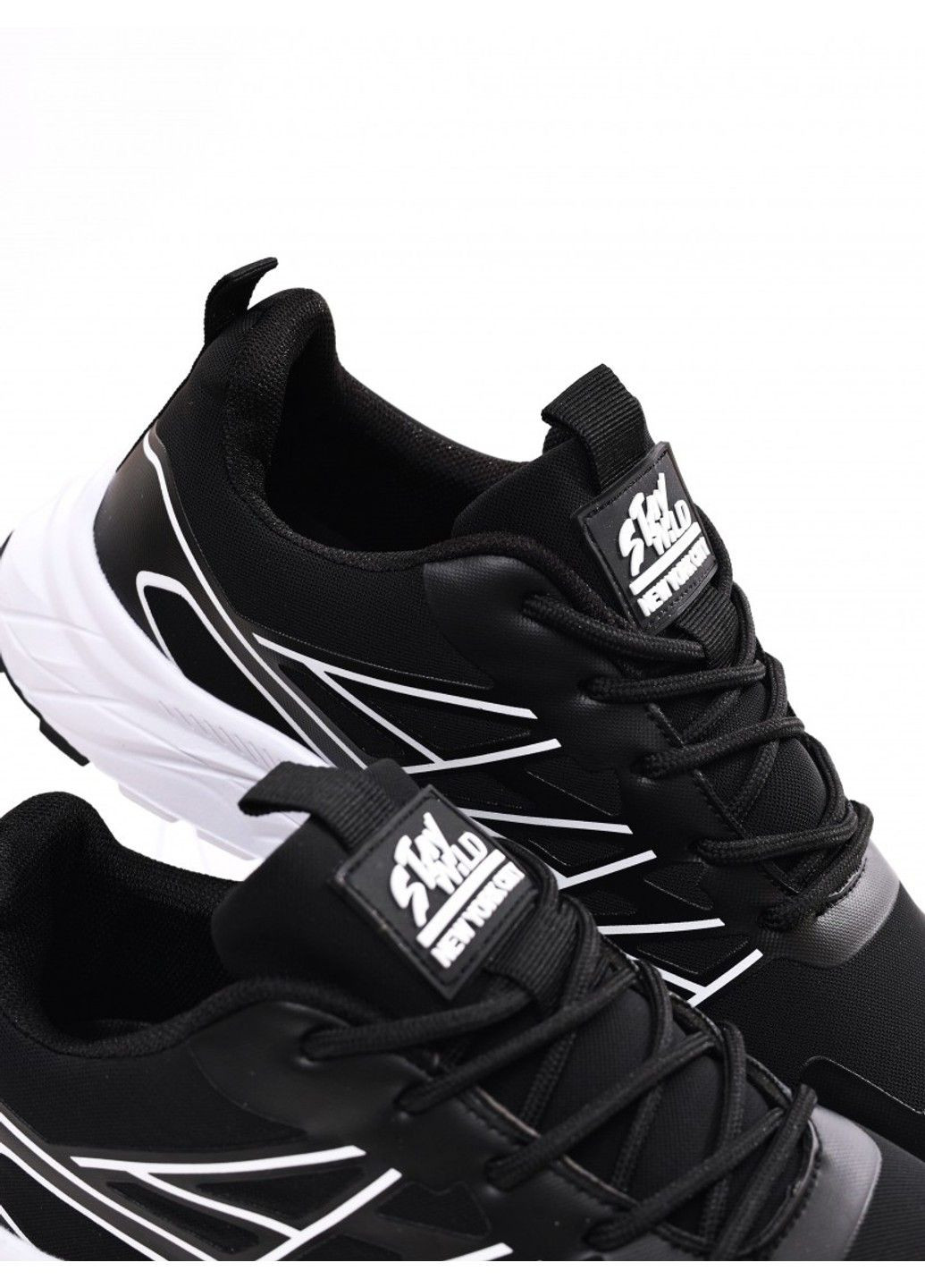 Чорні кросівки чоловічі CHOK