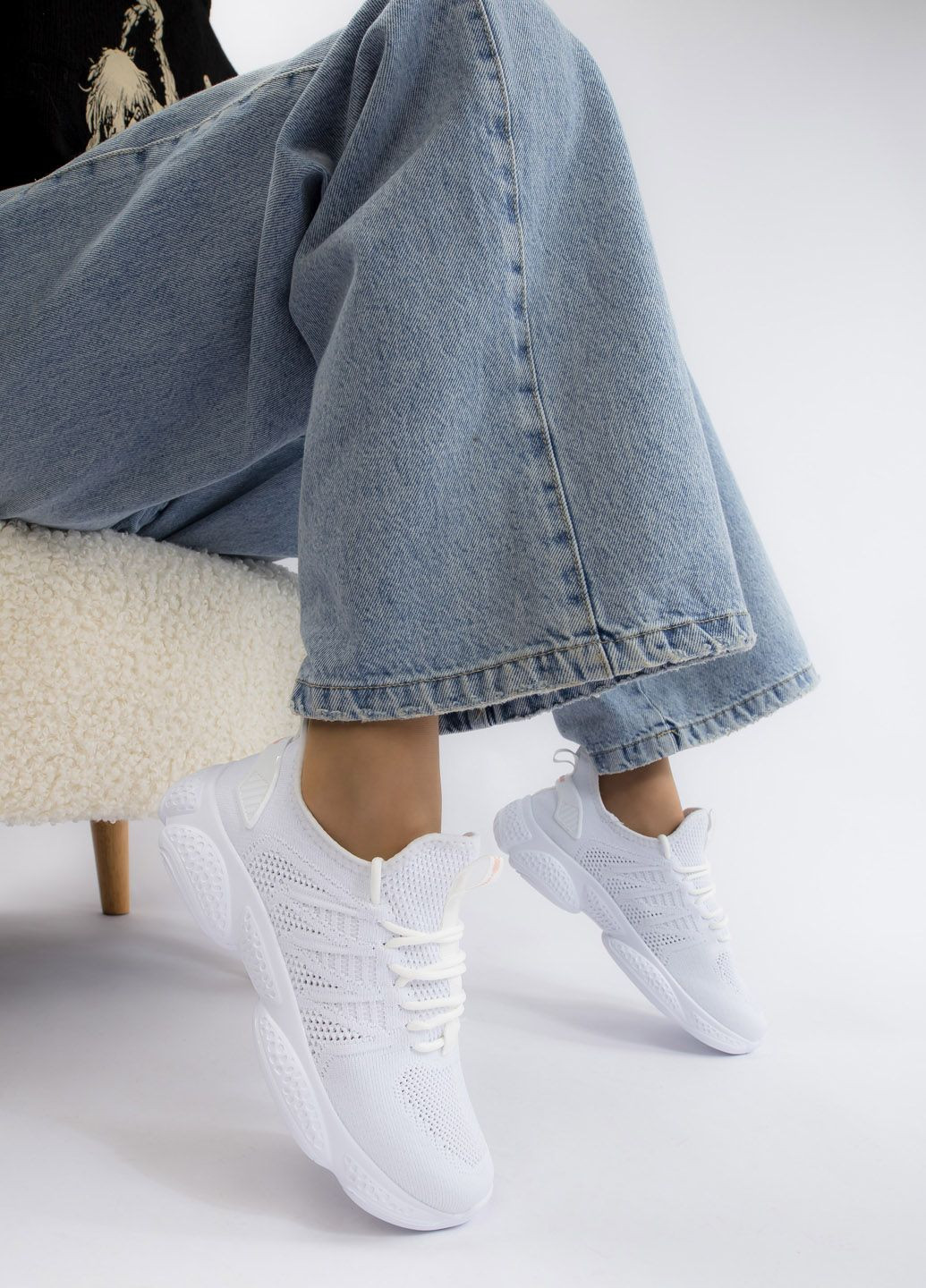 Кроссовки женские Restime белые (326970772)