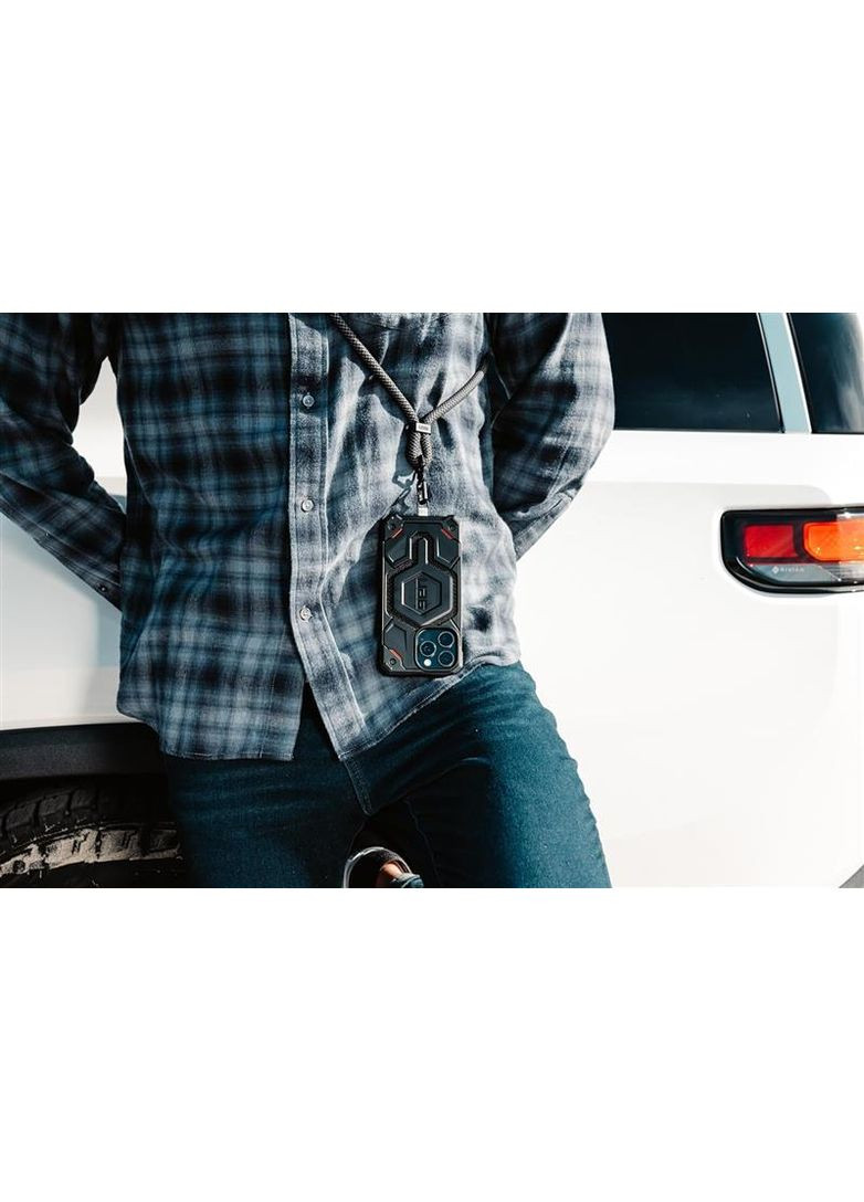 Чехол-накладка Monarch Pro Magsafe для iPhone 15 Pro Kevlar Black (114221113940) Urban Armor Gear (365748389)