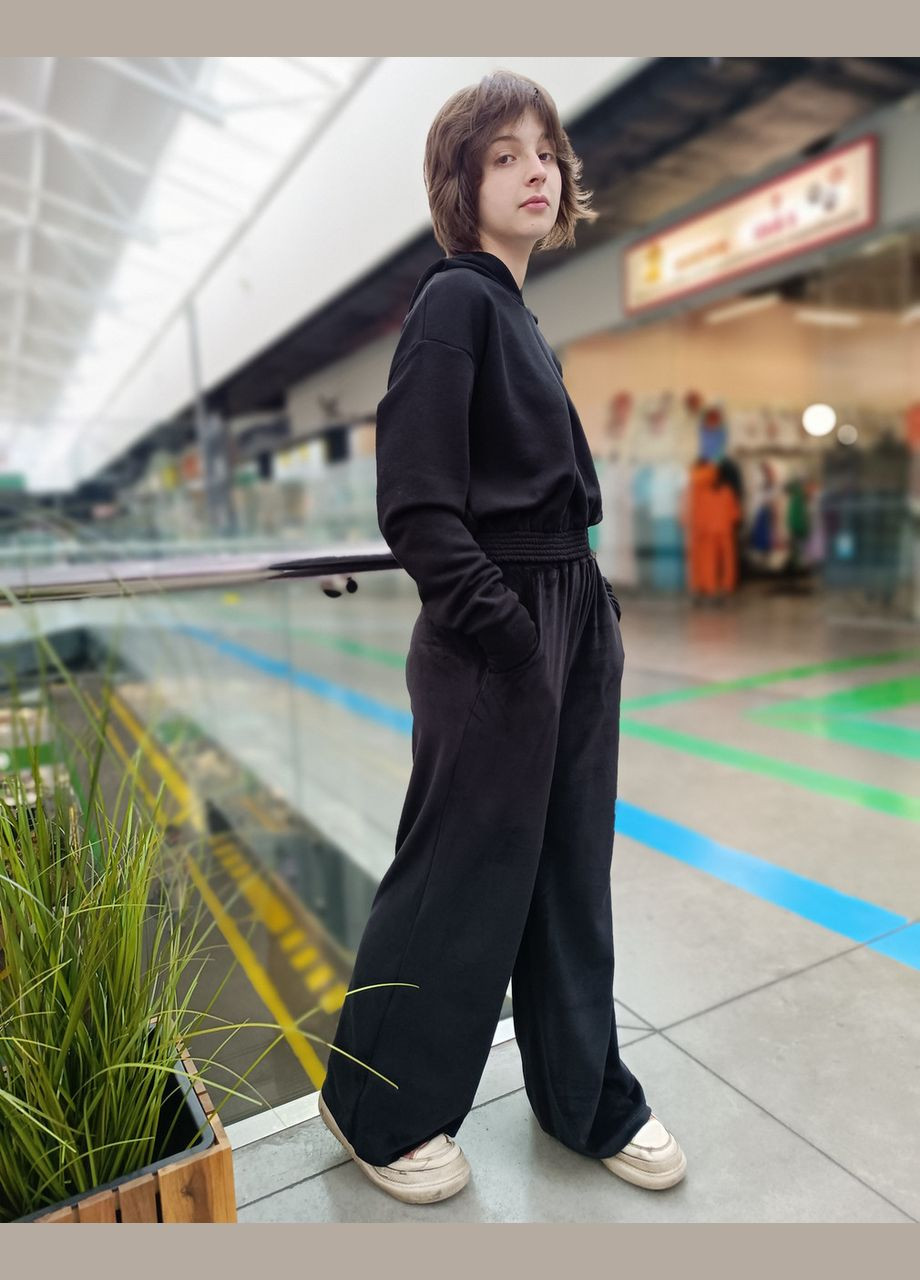 Черная женские штаны-палаццо велюр 2 Льва