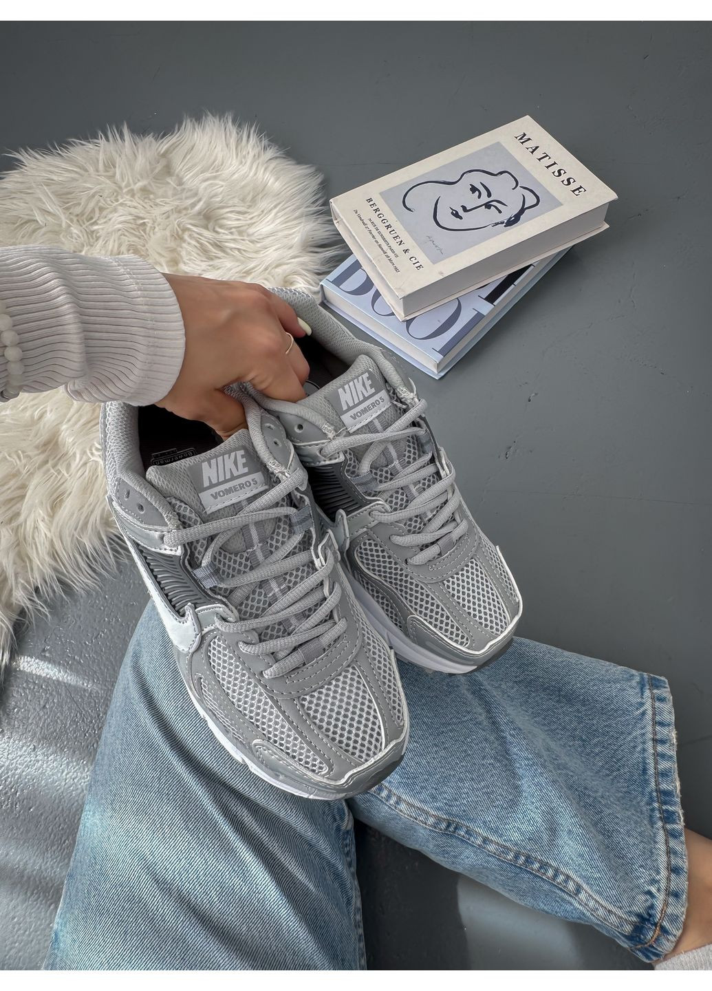 Кросівки жіночі NIke Zoom Vomero 5 METALLIC GREY | Найк Зум Вомеро 5 срібні No Brand срібні демісезони (348419334)