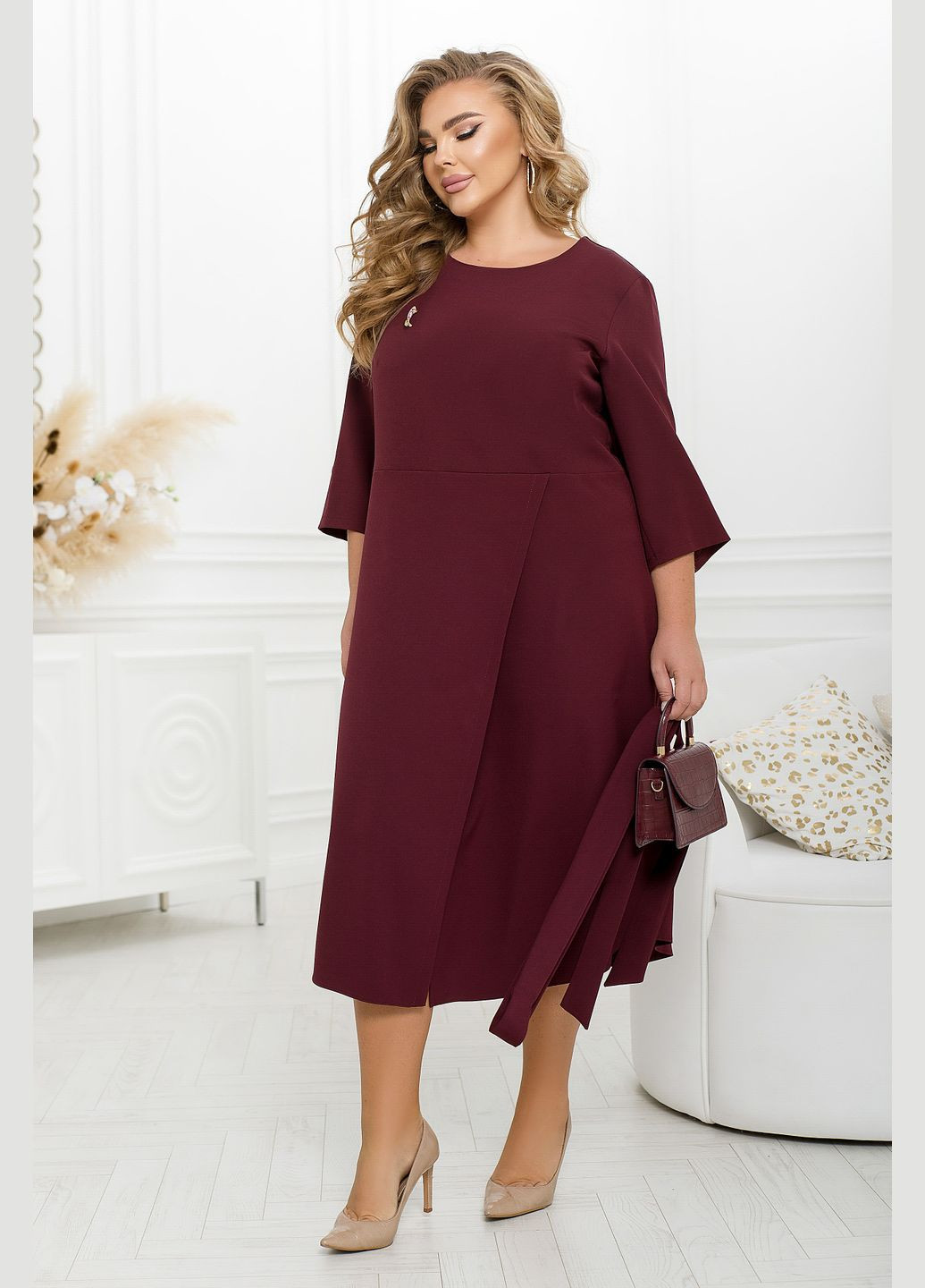 Бордова сукня Minova однотонна