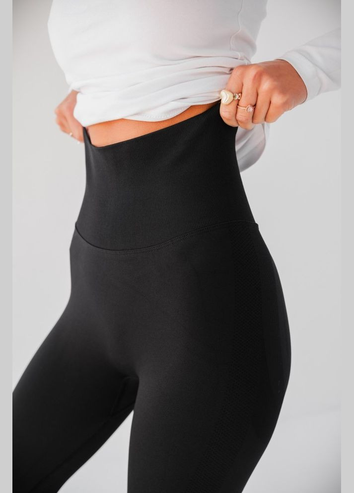 Жіночі безшовні лосини з ефектом push up sport black Without (326519673)