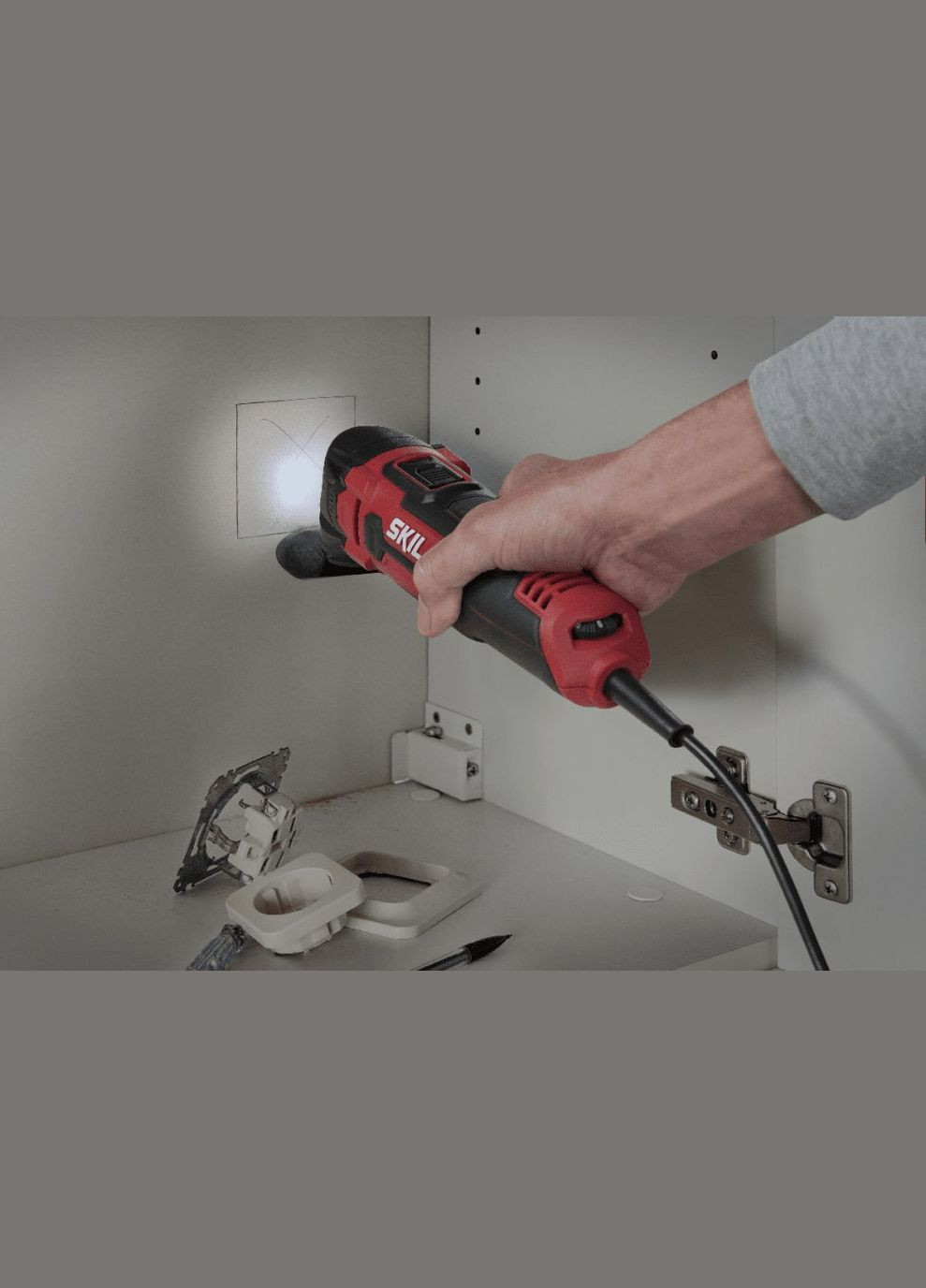 Многофункциональный инструмент реноватор 1491 DB 11000-20000об·мин угол колебаний 1.4° 1.1к приборная сумка Skil (317558221)