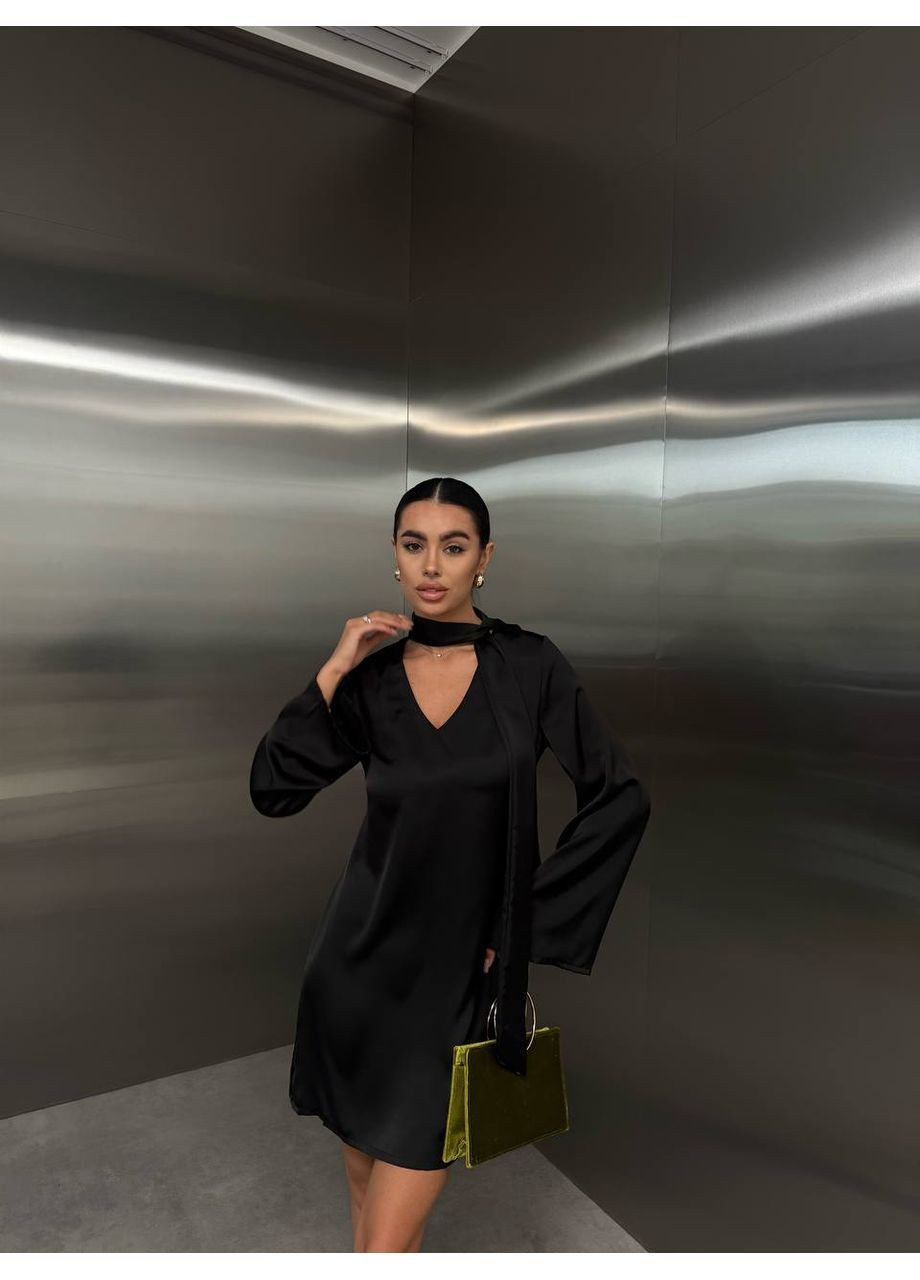 Чорна святковий, коктейльна, вечірня, кежуал жіноча шовкова сукня FINO Mode
