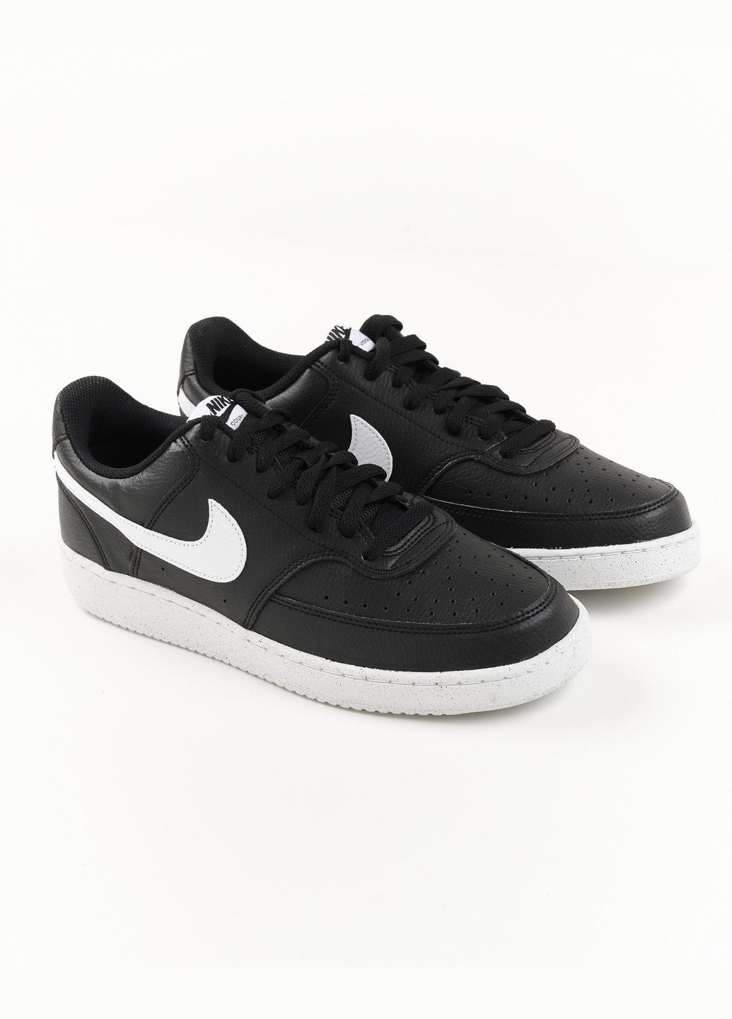 Белые всесезонные кроссовки мужские court vision low dh2987-001 весна-осень кожа черные Nike