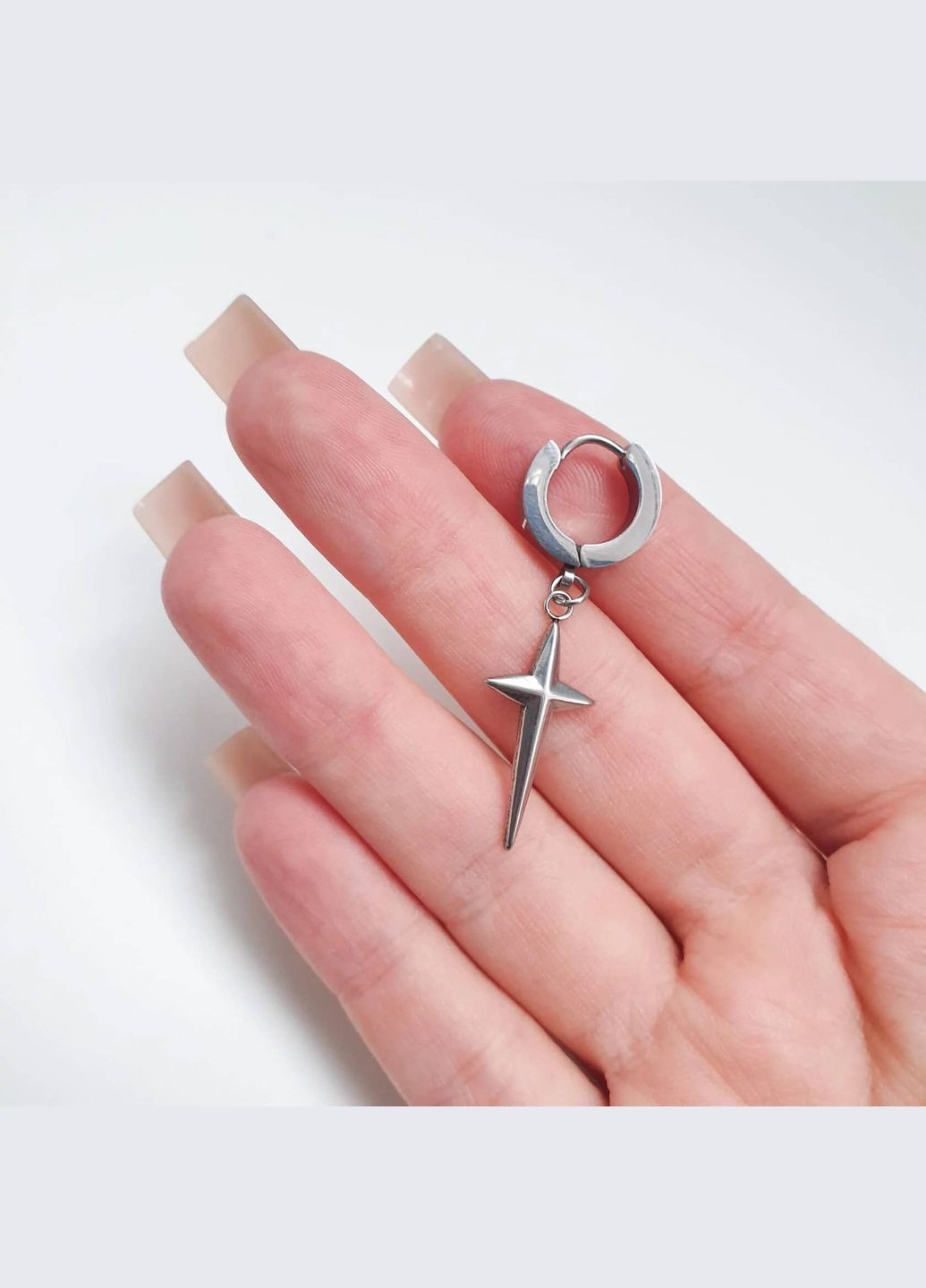 Серьги длинные минималистичные с удлиненными звездами в стиле панк гранж ретро y2k альт готика винтаж кольца эстетические тренд No Brand (311600845)