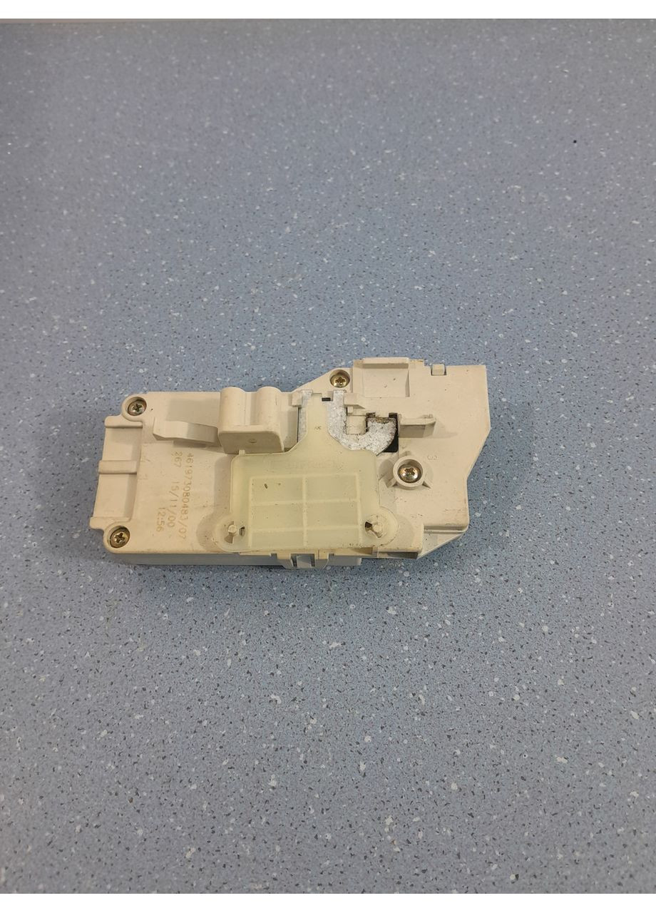 Замок люка для пральної машини 461973080483/07 ARISTON (364504247)