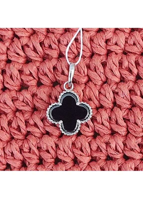 Кулон в виде клевера из серебра с ониксом No Brand (355921888)