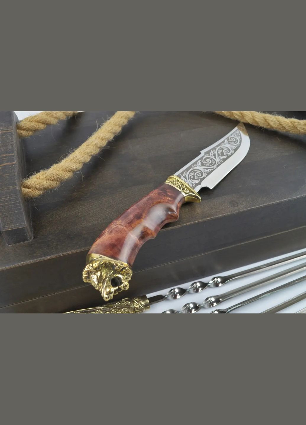 Набір шампурів з мангалом та бронзовими чарками з головами диких звірів на подарунок шефу Handmade 47330053 (345646846)