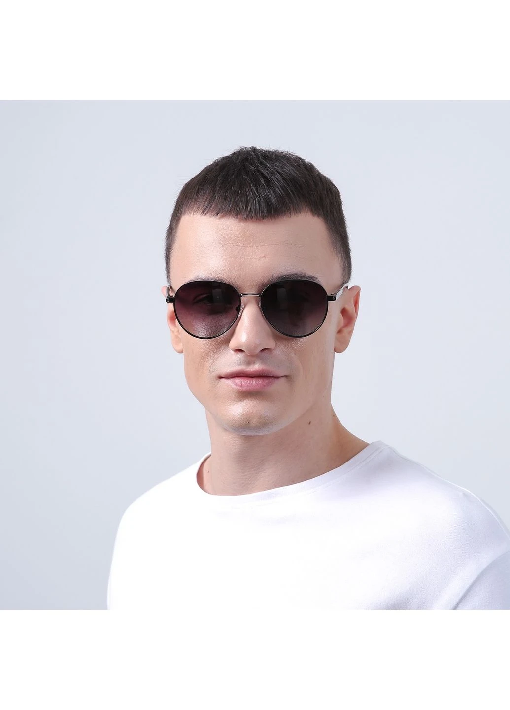 Сонцезахисні окуляри з поляризацією Фешн чоловічі 724-044 LuckyLOOK 724-044М (322855309)