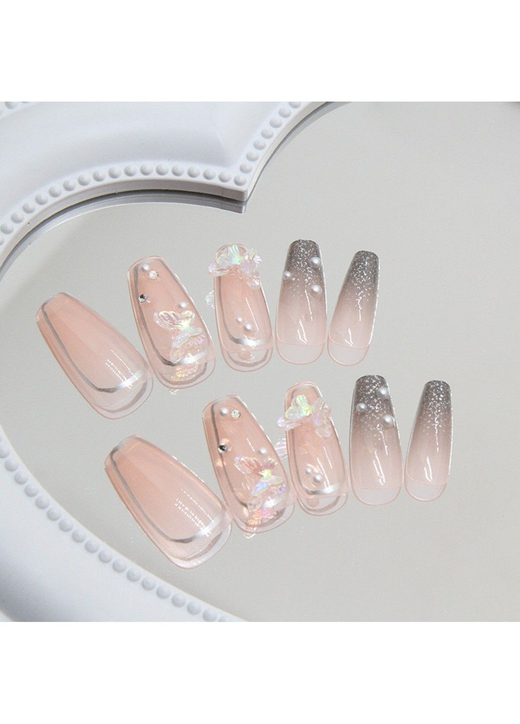 Накладные блестящие ногти с бабочками и градиентом с клеем CZ044 Серебряный 24 шт (A9754) Nails (308864006)