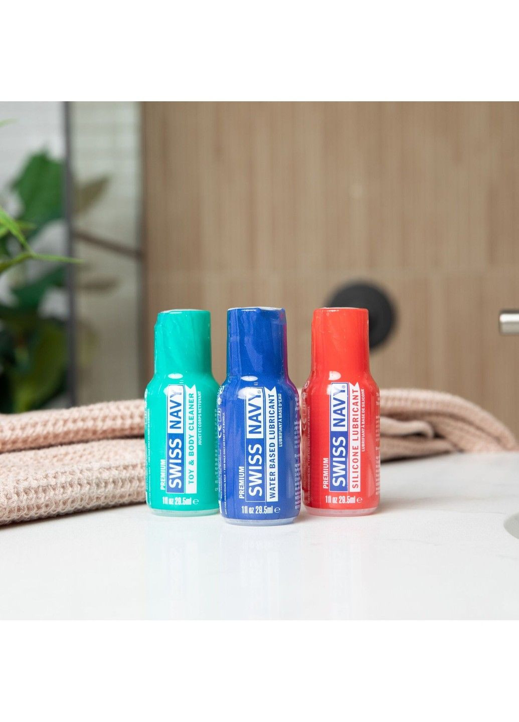 Набор лубрикантов — Essentials Variety Pack (3x30 мл) смазки на водной и силиконовой основе + очиститель Swiss Navy (331633502)