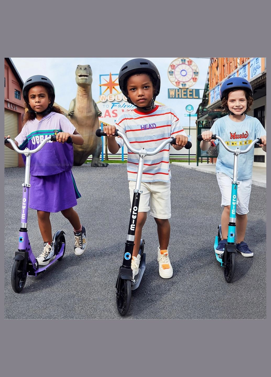 Захисний шолом Розмір M 52-56 см зелений з малюнком навушників LED (AC2111BX) Micro (326805706)