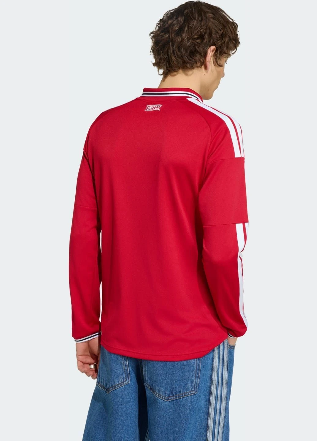 Красный демисезонный спортивный лонгслив adidas с логотипом