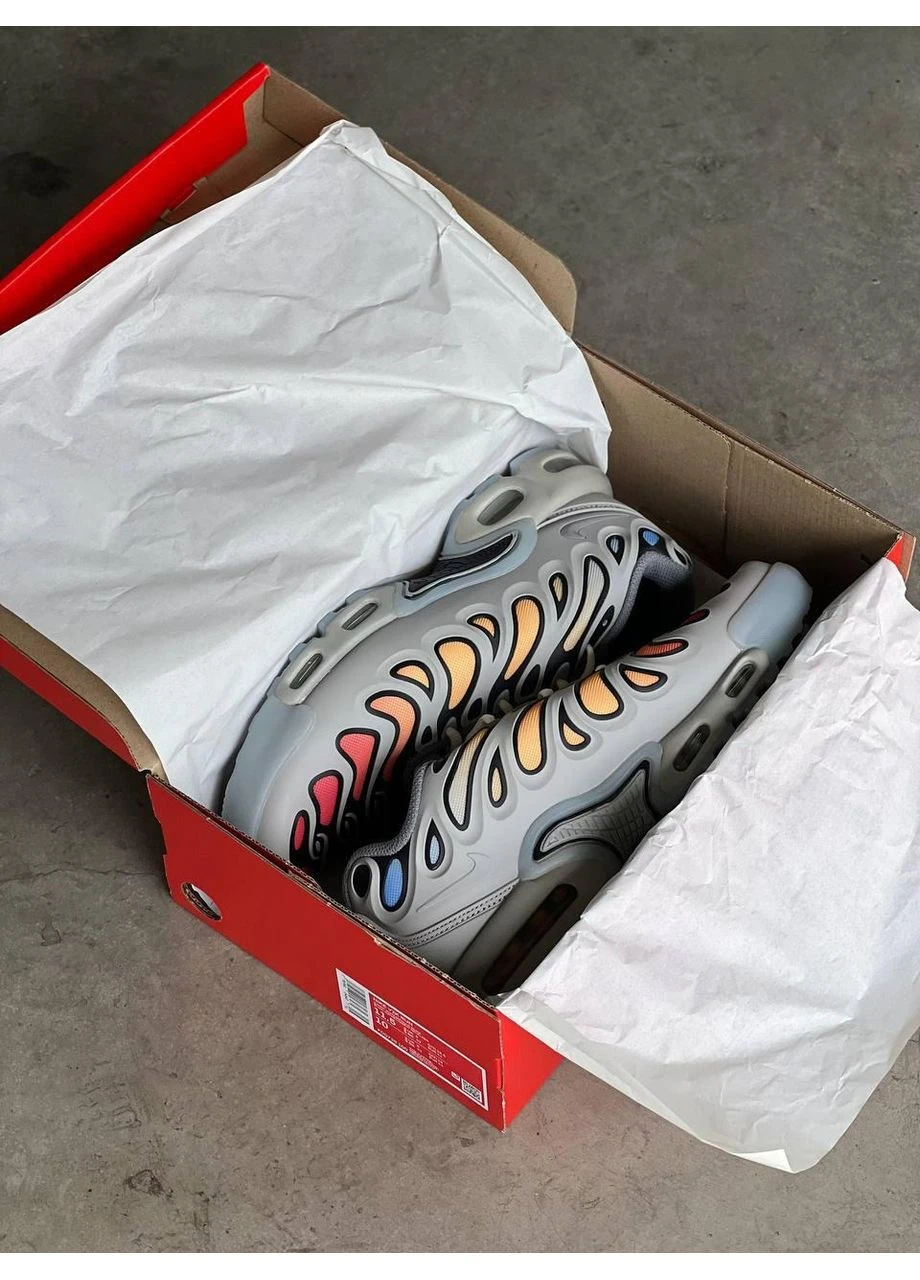 Серые демисезонные кроссовки мужские nike air max plus drift grey найк аир макс плюс серые No Brand