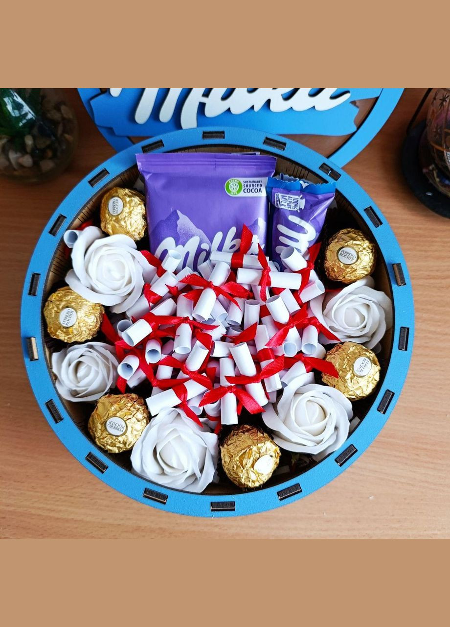 Бокс мілка з солодощами для дівчини на день народження 8 березня день закоханих новий рік різдво на свято(ar237) No Brand (336906196)