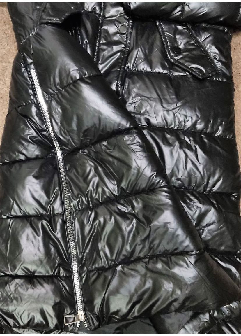 Чорне зимнє Пальто Queen Drama