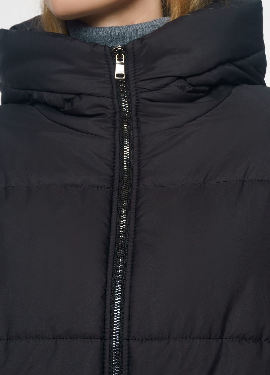 Чорна зимня куртка жіноча чорна Arber Harper