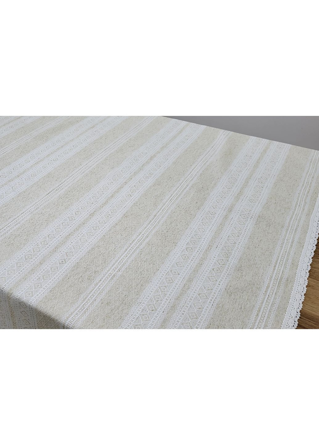 Тканая льняная небольшая скатерть-дорожка-ранер с кружевом "Нежная лилейная" 650*1450 No Brand (369160869)