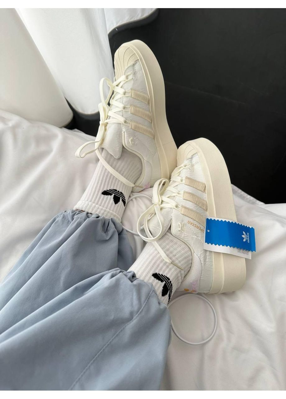Бежевые демисезонные кроссовки мужские adidas superstar bonega white beige адидас суперстар No Brand