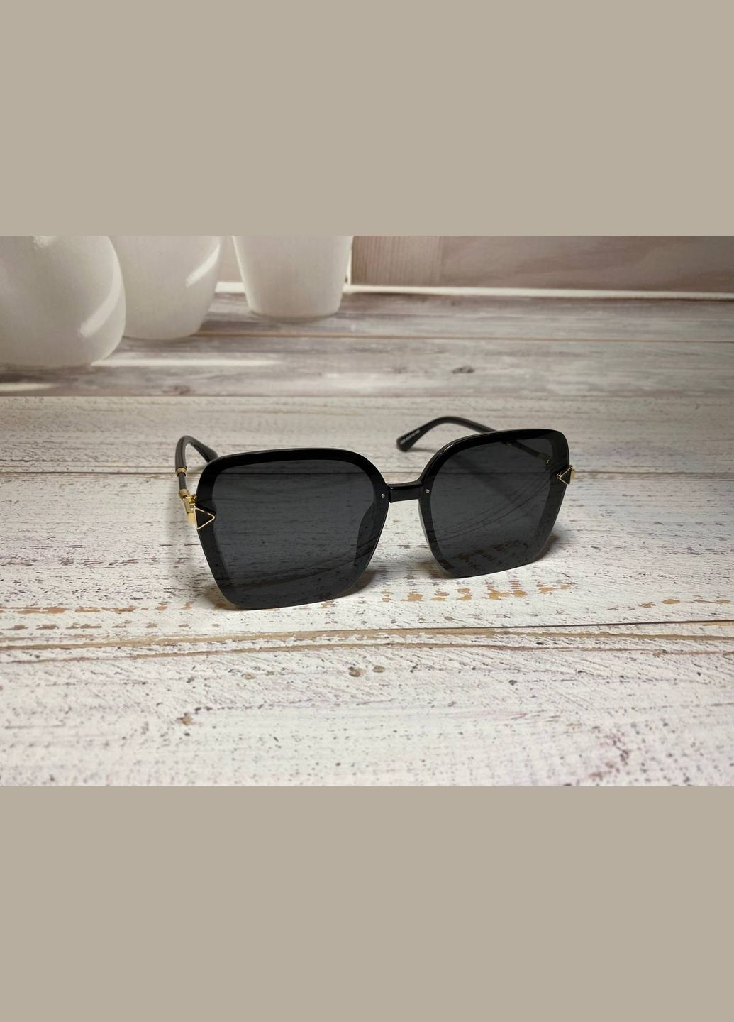 Окуляри жіночі сонцезахисні квадрат чорні з декором на оправі LIGHT (315889574)
