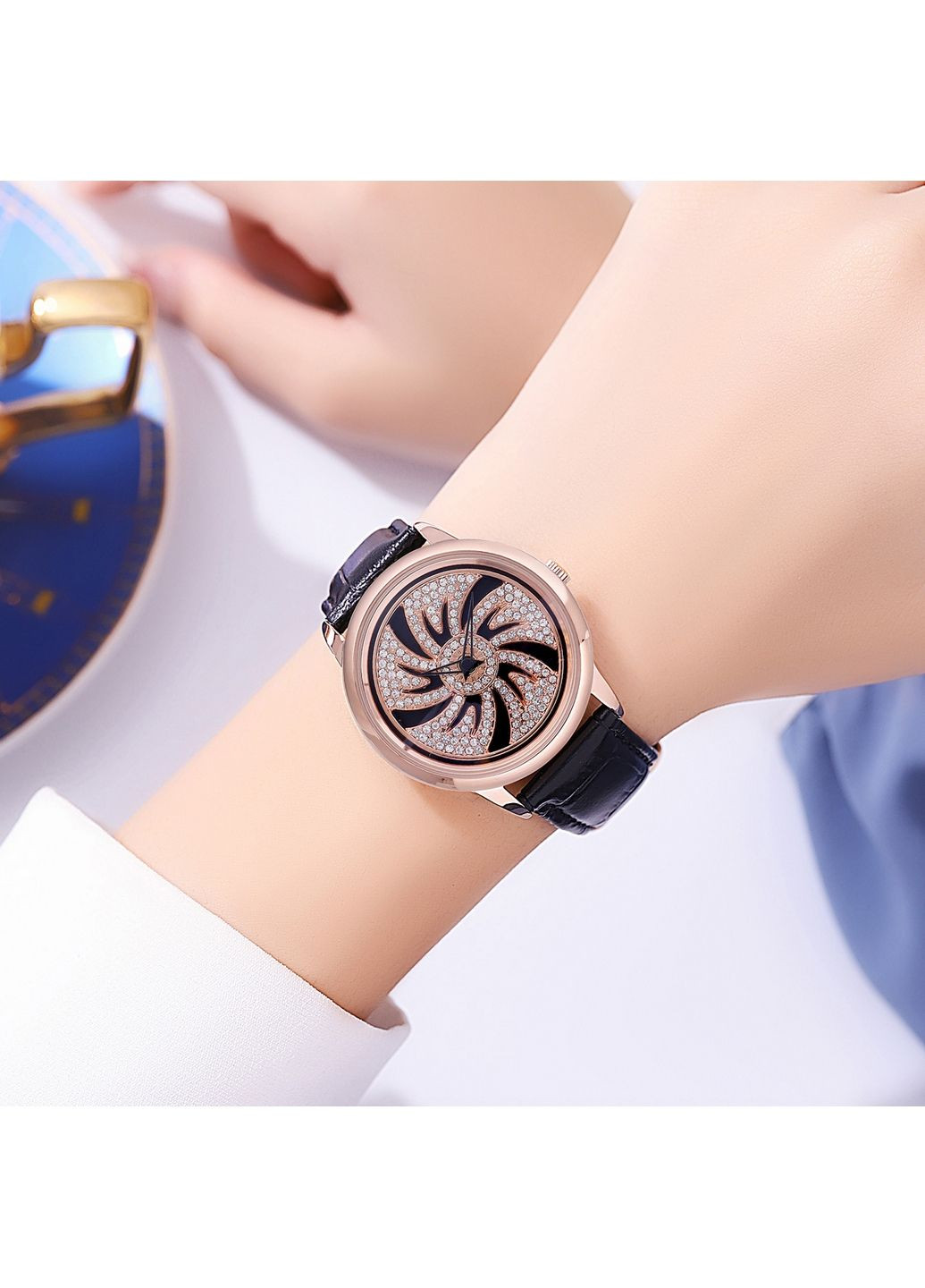 Наручний годинник жіночий Skmei (369921084)