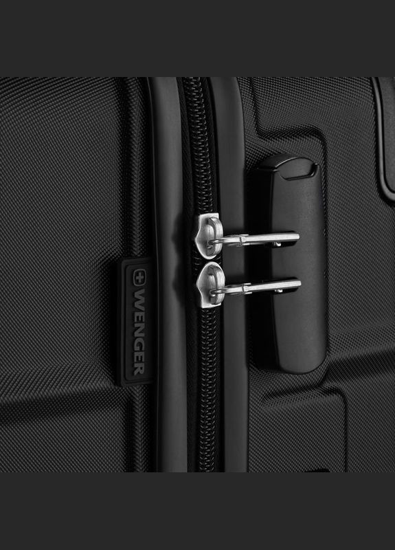 Чемодан Amplar средний пластик 4 колеса 61 л (653146) Wenger (335404382)