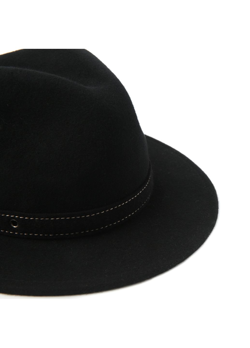 Шляпа федора женская с ремешком фетр черная LuckyLOOK 653-314 (289478344)
