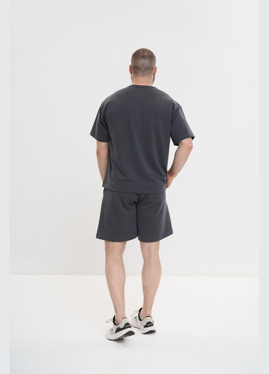 Графитовый летний комфортный летний комплект в стиле оверсайз с шортами Vakko