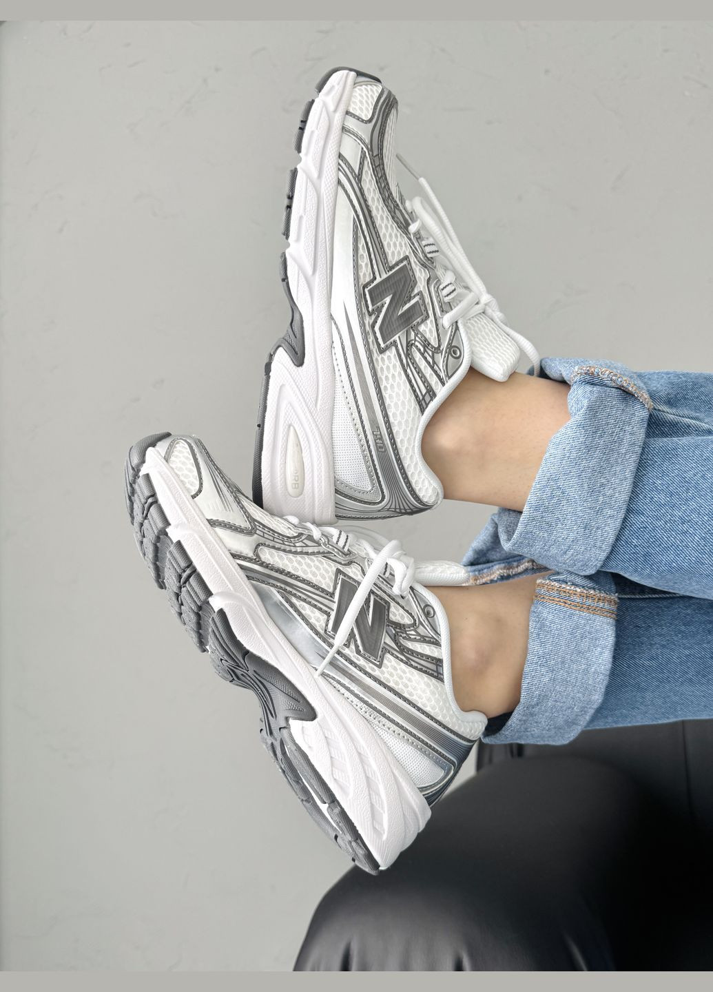 Кроссовки женские и мужские New Balance 740v2 White Silver Black | Нью Беланс 740 белые No Brand белые демисезоны (341264124)