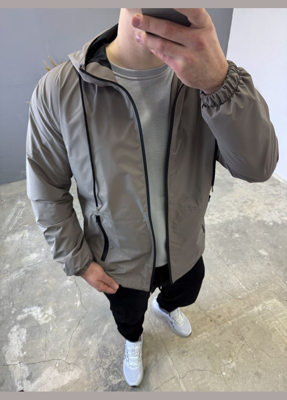 Светло-серая демисезонная ветровка Vakko