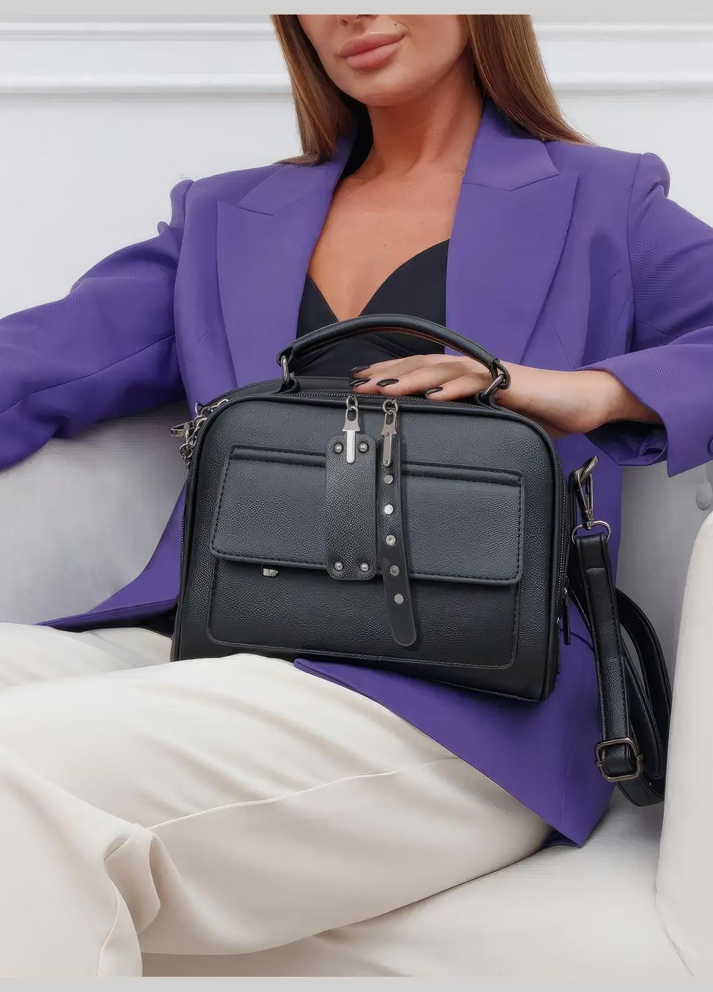 Стильна жіноча сумка через плече / вмістка сумочка крос-боді на широкому ремені 2024 9384 Чорний 70153 OnePro (278811242)
