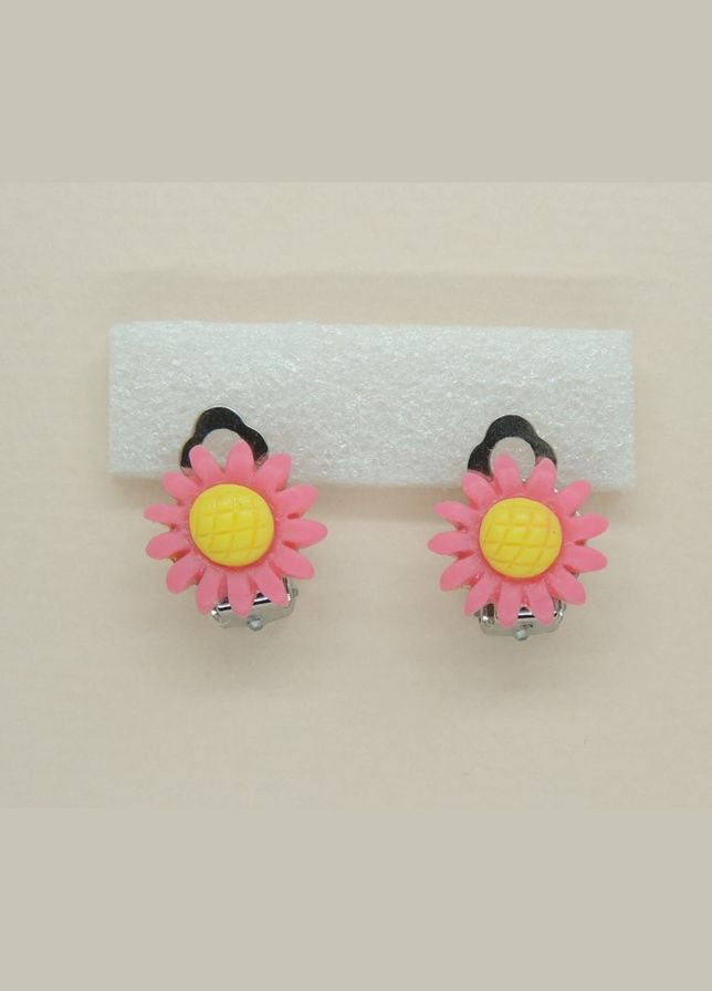 Сережки кліпси дитячі для вух без пробивання квітка Рожева Маргаритка Liresmina Jewelry (289533635)