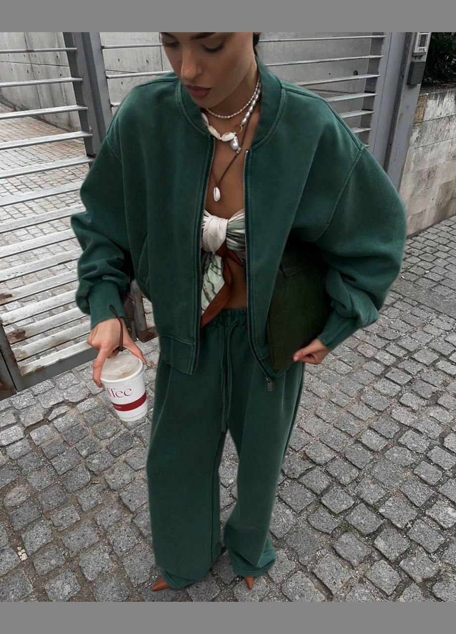 Жіночий спортивний костюм No Brand (303024121)