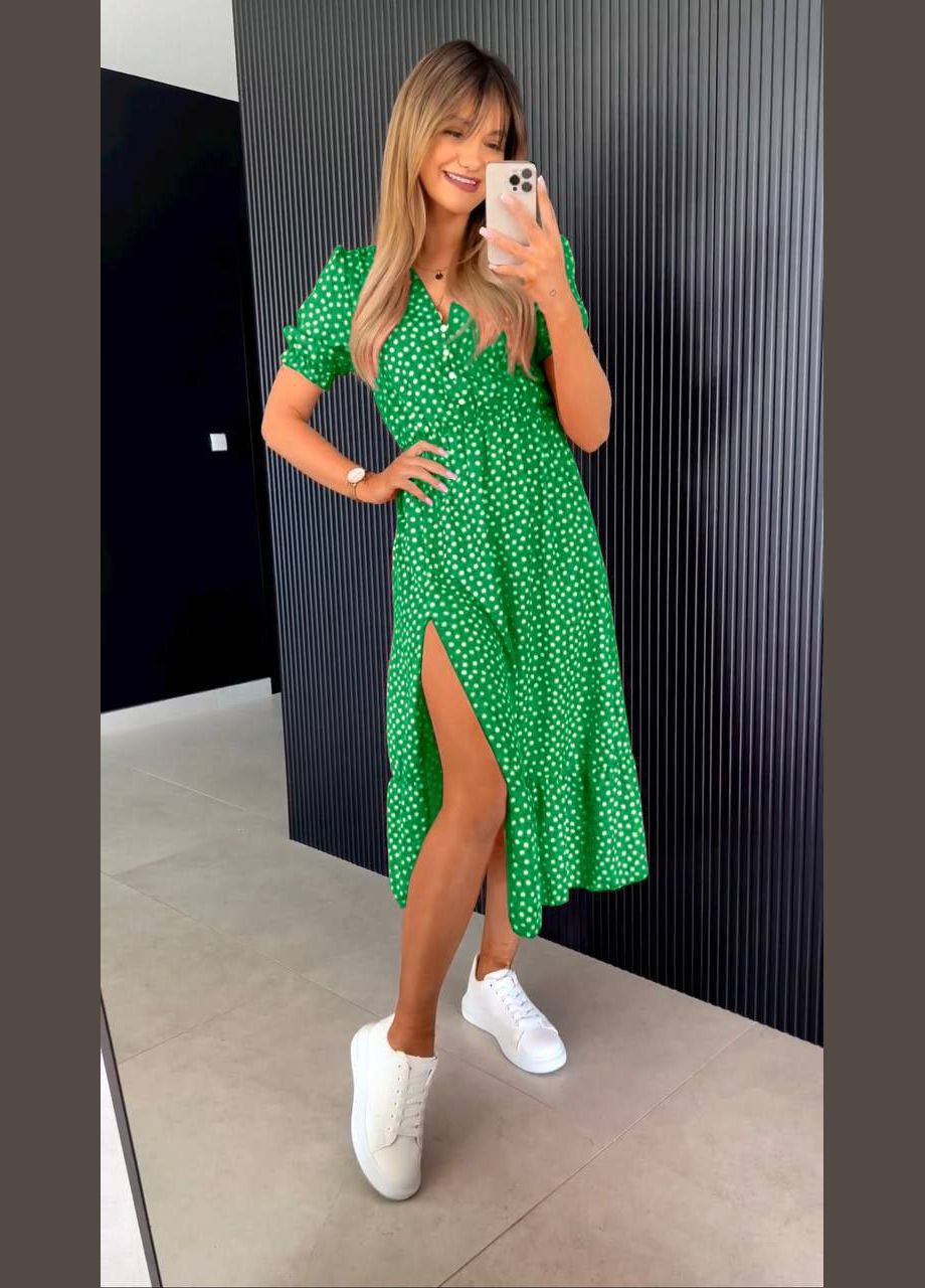 Зеленое повседневный платье летнее popluzhnaya