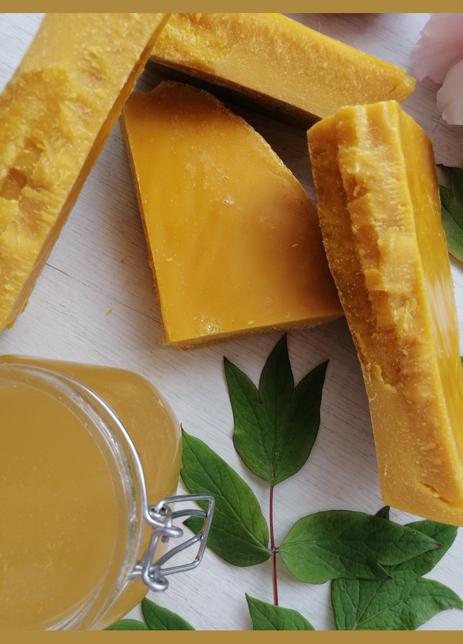 Віск бджолиний, натуральний, чистий для свічок, Вага – 1 кг, Колір - світло-гірчичний. З власної пасіки. Царство Меду (330027661)