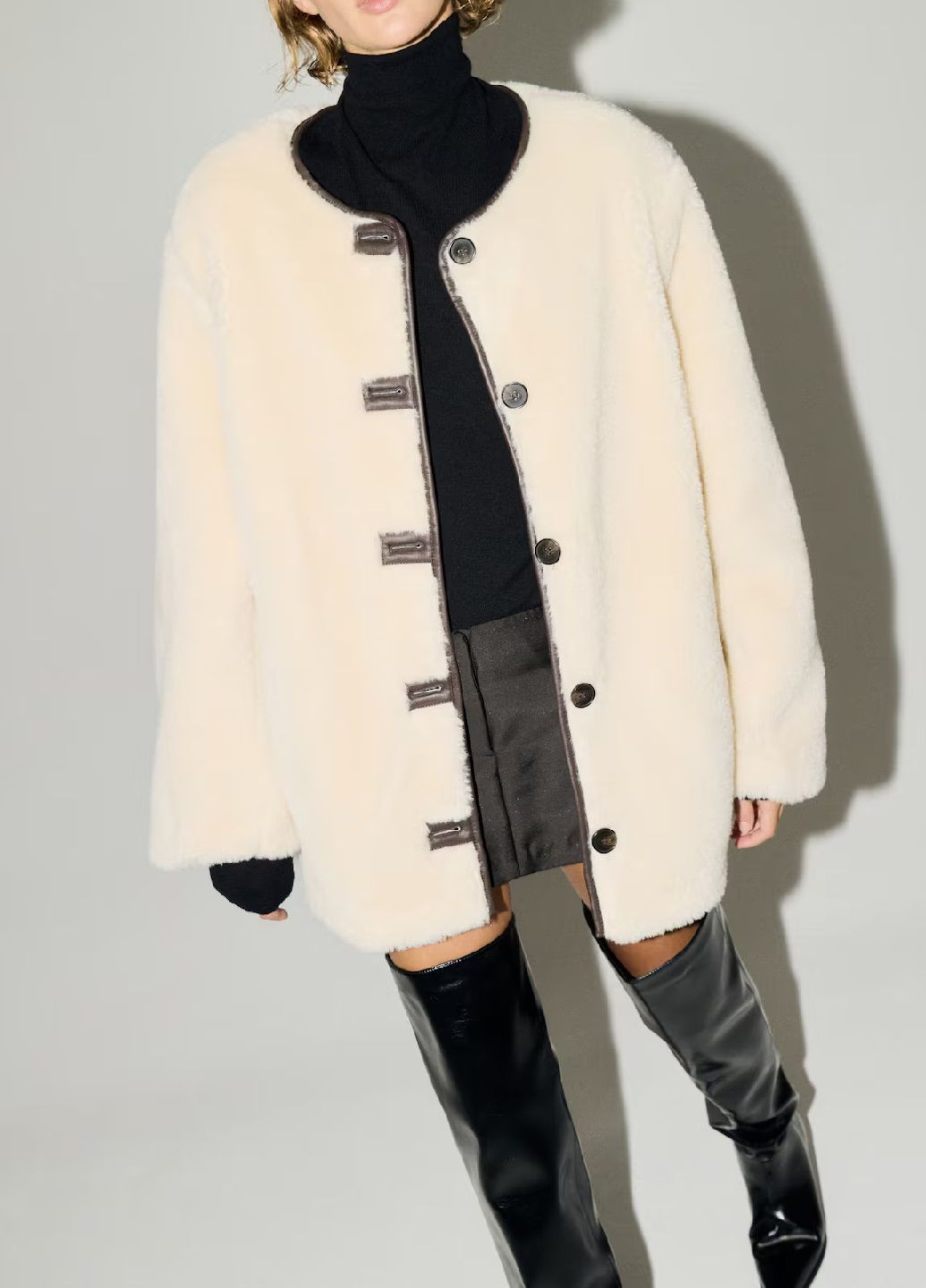 Світло-бежева демісезонна куртка H&M