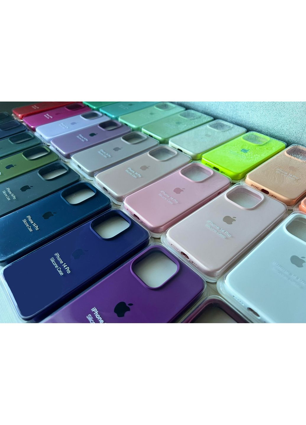 Чехол на 14 PRO Silicone case силиконовый микрофибра для айфона 14 О Pink cover No Brand (369137607)