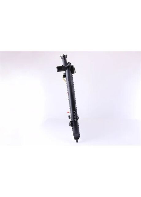 Радиатор охлаждения KIA SORENTO (10-) 2.4 GDI 66781 Nissens (366732999)