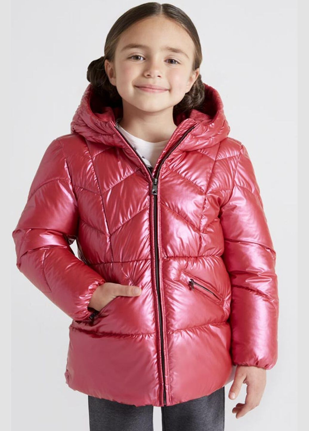 Розовая куртка для девочки Mayoral