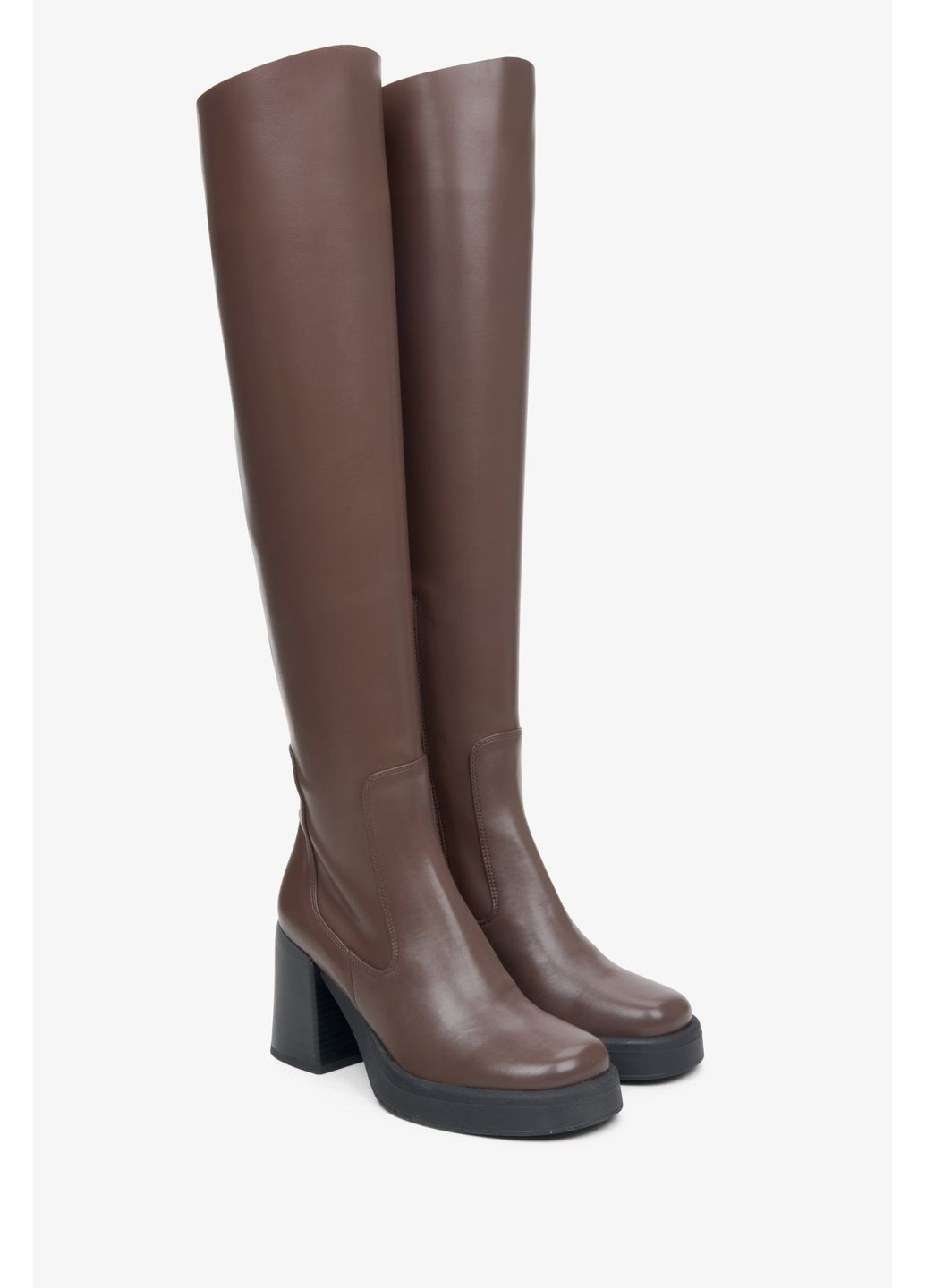 Коричневые осенние ботфорты, цвет коричневый Estro